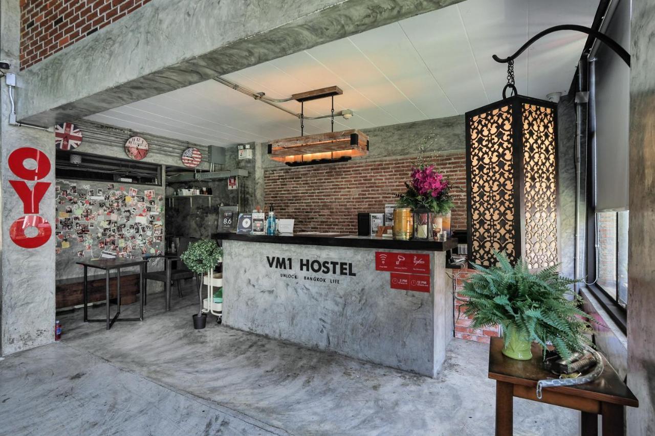 Vm1 Hostel Bangkok Esterno foto