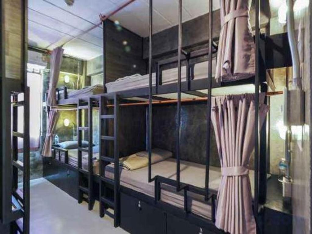 Vm1 Hostel Bangkok Esterno foto
