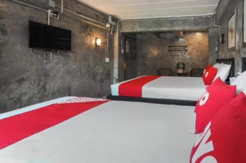 Vm1 Hostel Bangkok Esterno foto